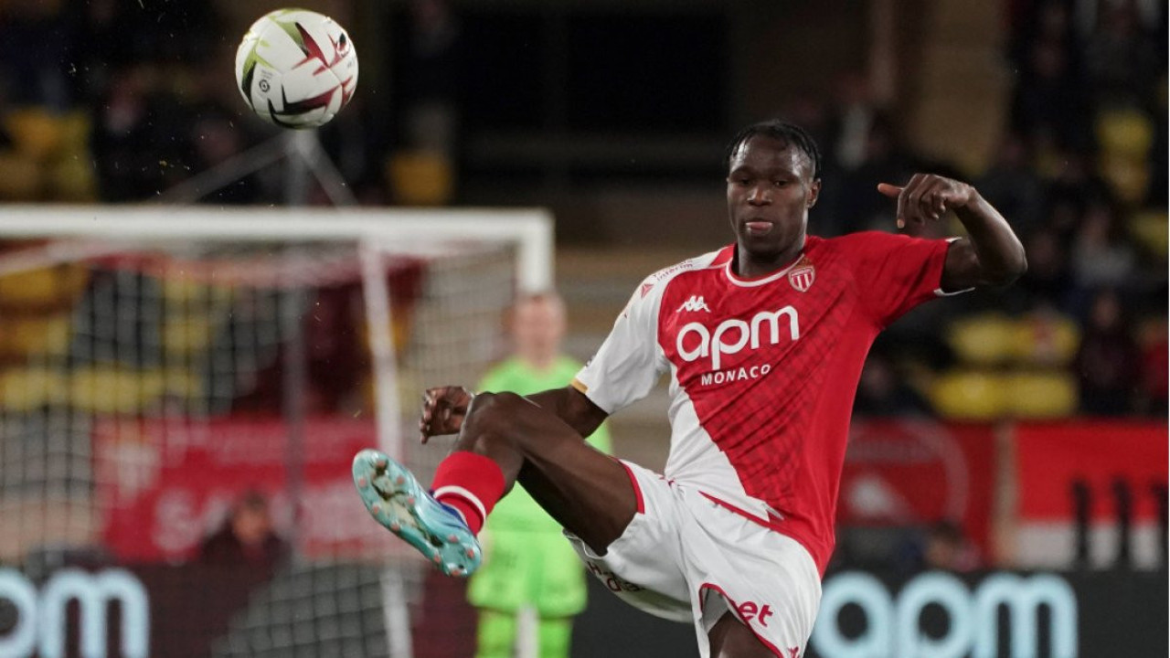 Süper Lig devi Ligue 1'in flaş ismi için görüşmelere başladı!