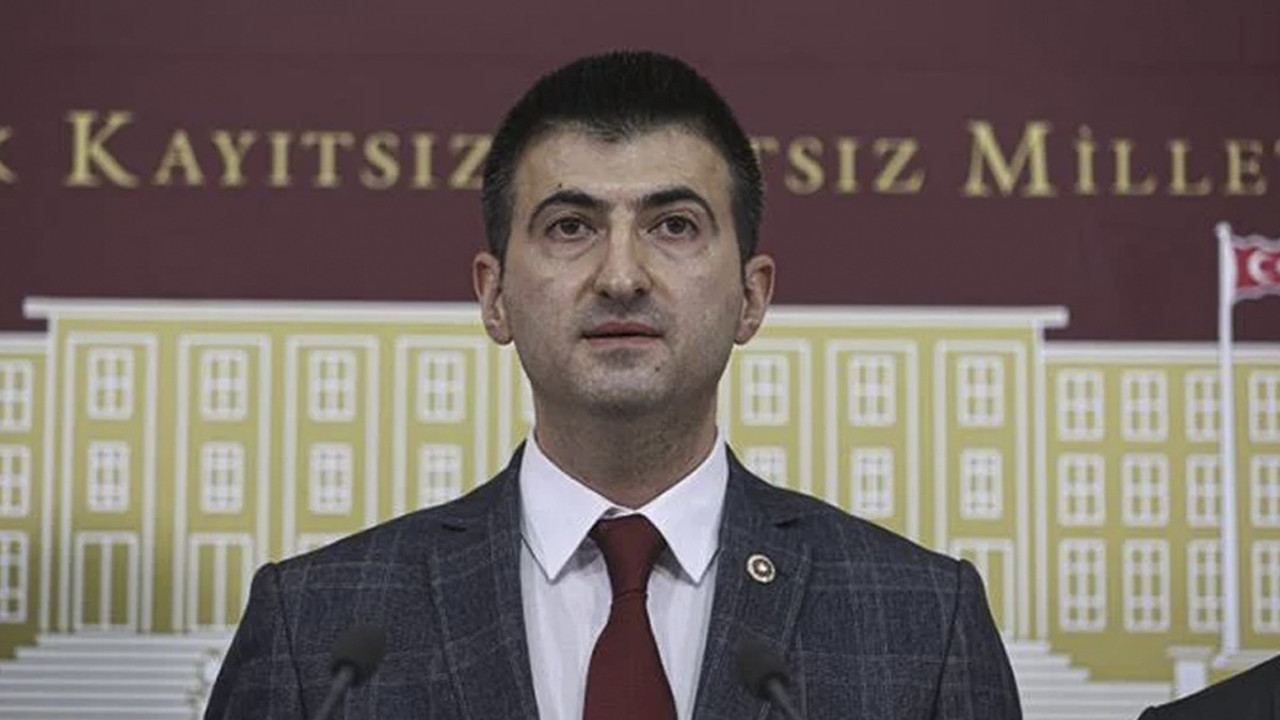 Teğmen Çelebi geçmişi unuttu! Siyasi lideri milliyetçi ilan etti…