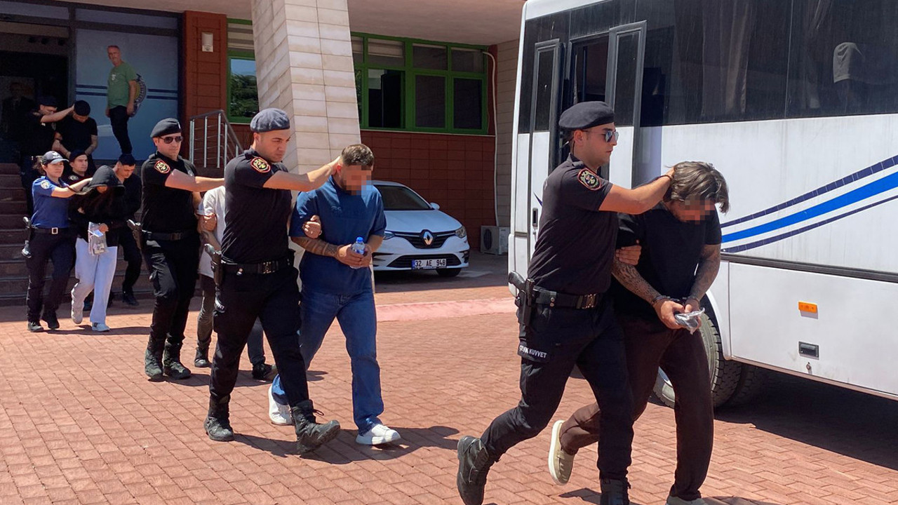 Yan bakma kavgası Isparta’yı karıştırdı! Kurşunlar havada uçuştu