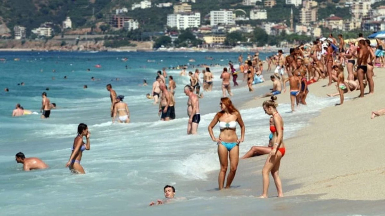 Ağlanacak halimize gülüyoruz! Alman turistler resmen Türkiye'den kaçtı