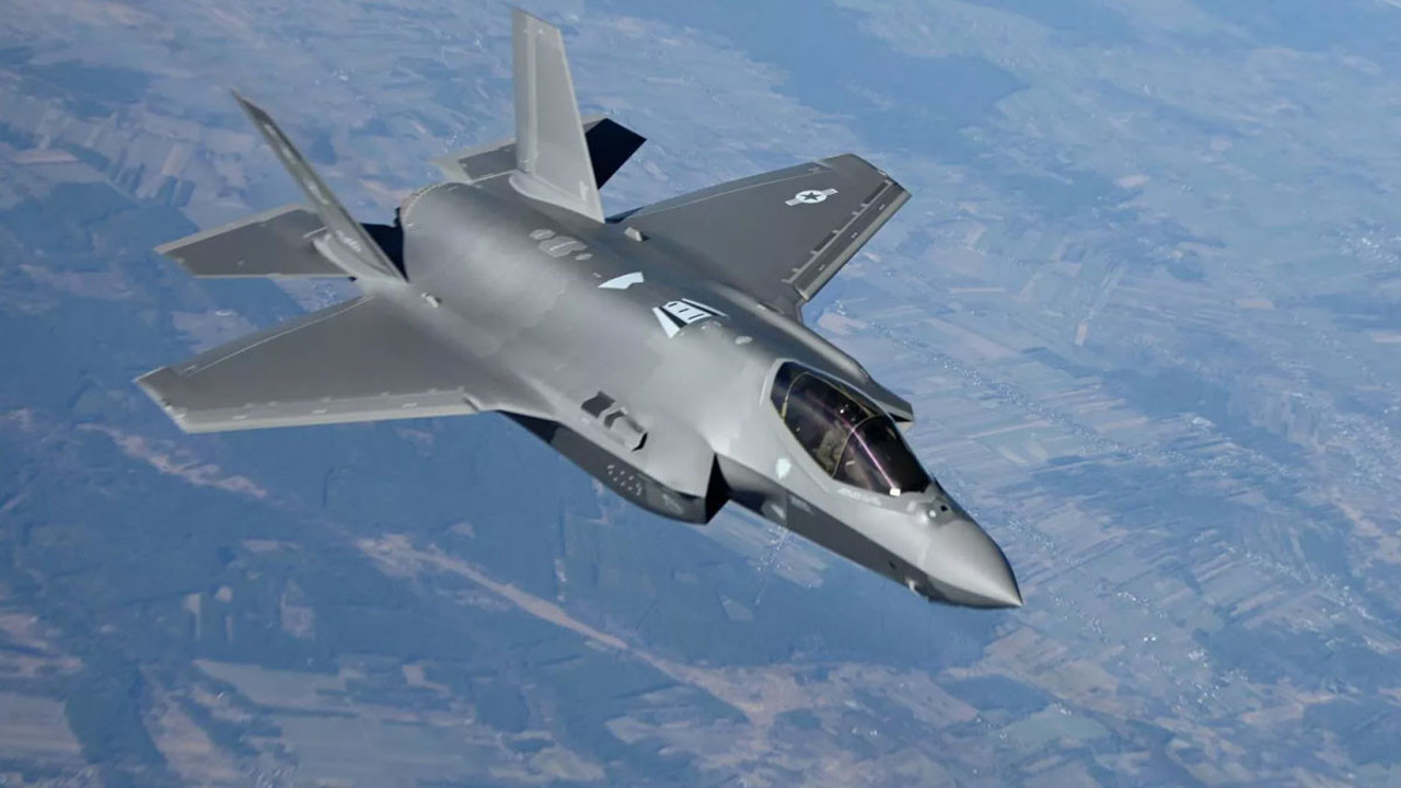 ABD'de savaş uçağı düştü!