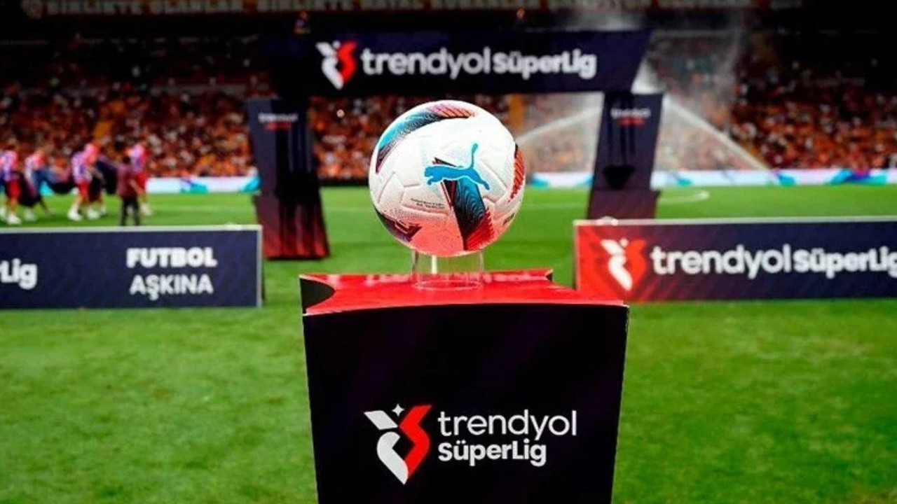 Yapay zeka Süper Lig'de yeni sezonu tahmin etti: 3 puan farkla şampiyon!