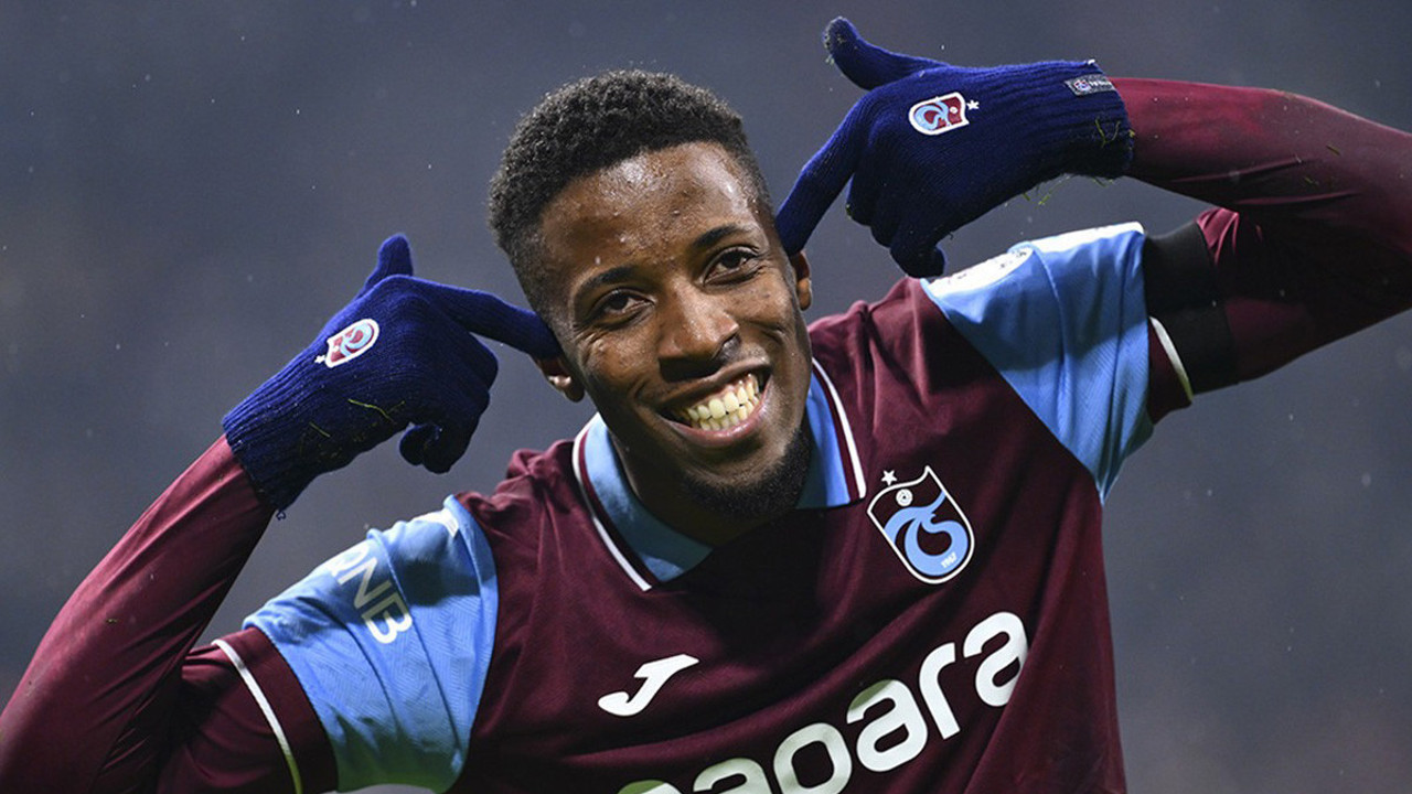 Kriz! Eski Trabzonsporlu masadan kalkıp gitti