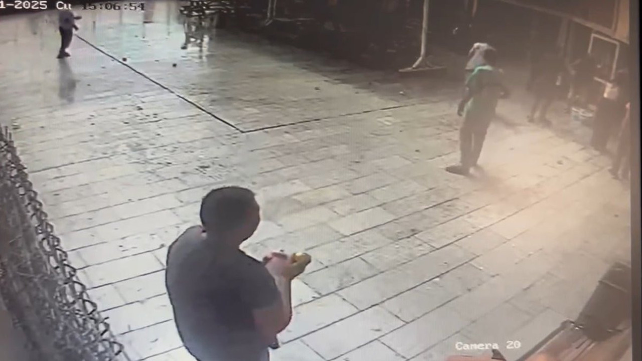 Ankara’da 'su' savaşı: Engelli bireyler ve bakıcılar eğlenceye doydu!