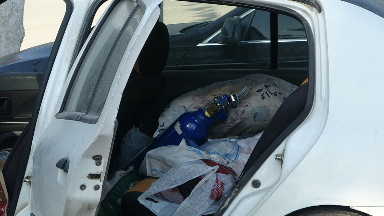 Park halindeki araçta ölü bulundu! Soruşturma başlatıldı...