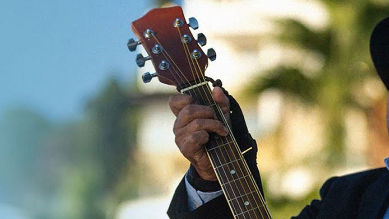 Türk pop müziğinin efsane isminden kötü haber...