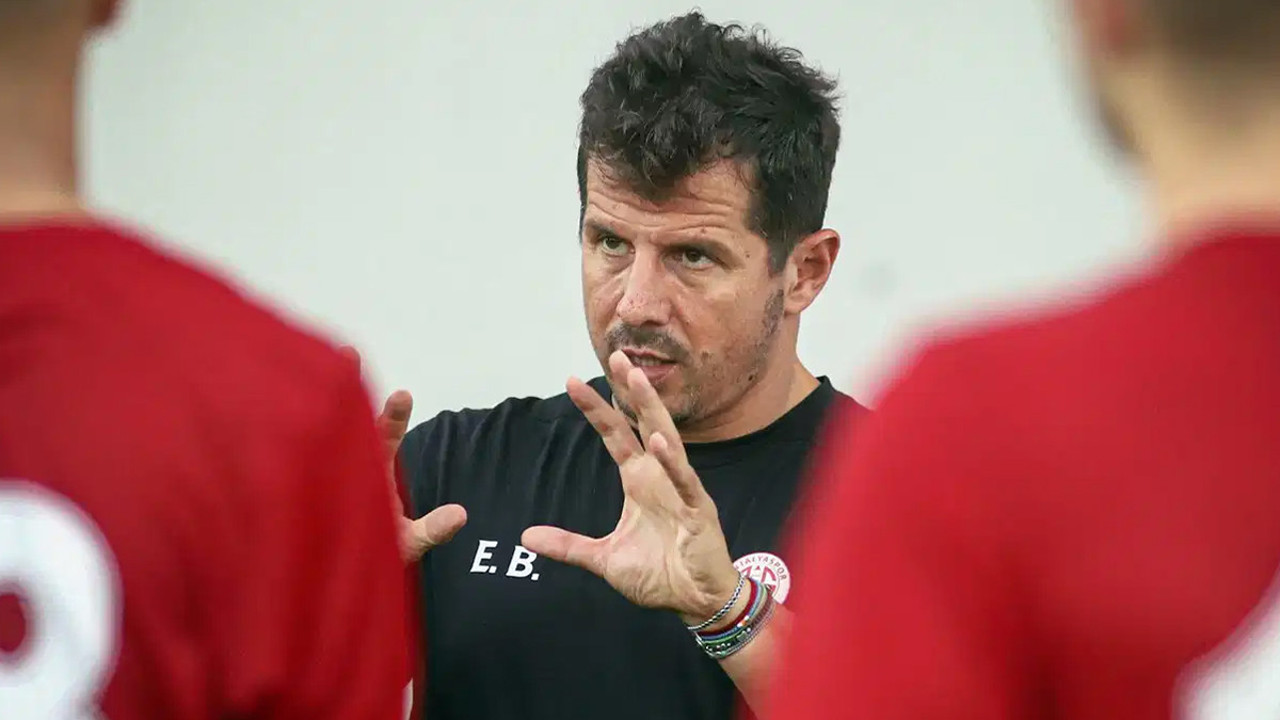 Antalyaspor teknik ekibinde sürpriz ayrılık! Eski F.Bahçeli Fransa yolcusu