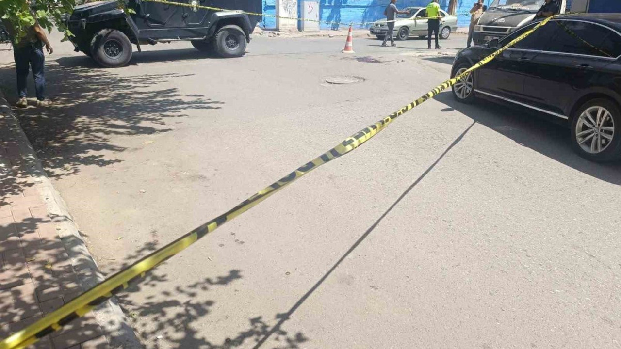 Kuzenler arasındaki silahlı kavga kanlı bitti!