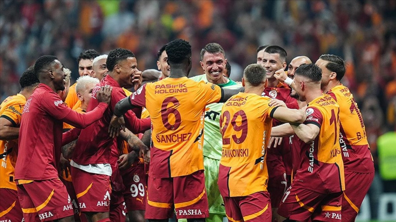 O menajer Galatasaray'dan servet kazandı!