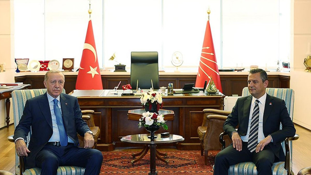 Ünlü gazeteciden sarsıcı iddia: CHP, Saray ile anlaşmış olabilir!