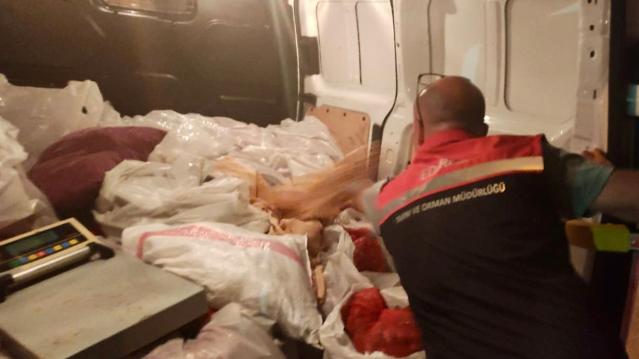 Jandarmadan şok operasyon! Aracın kapısını açınca gördüklerine inanamadılar