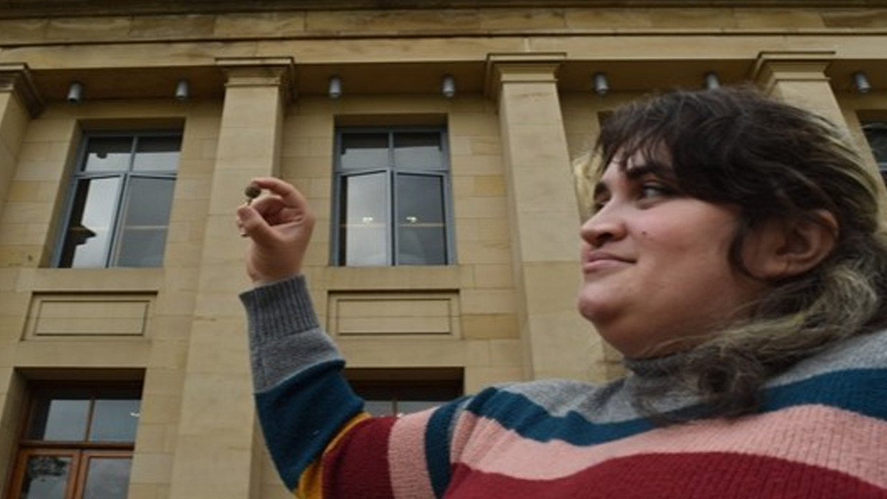 90 dakikada tarih yazdı! İlk kazısında yüzyılın altın sırrını buldu