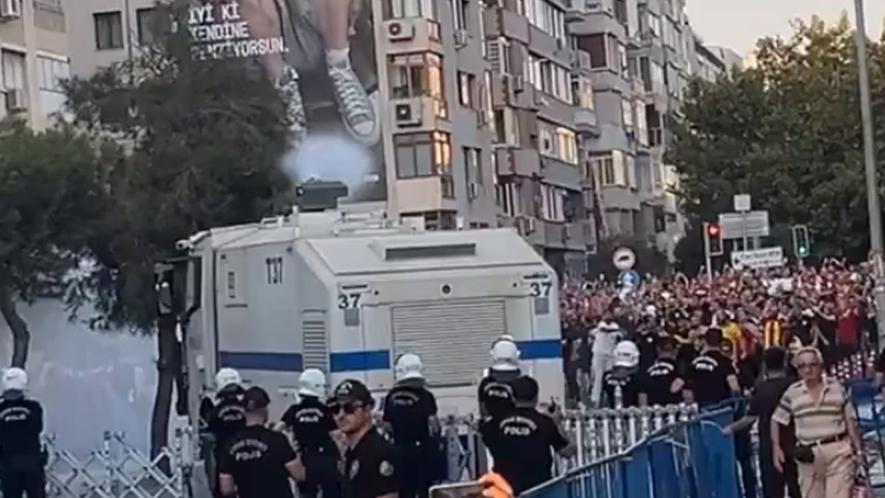 Göztepe-Fenerbahçe maçı öncesi polis taraftarla müdahale etti
