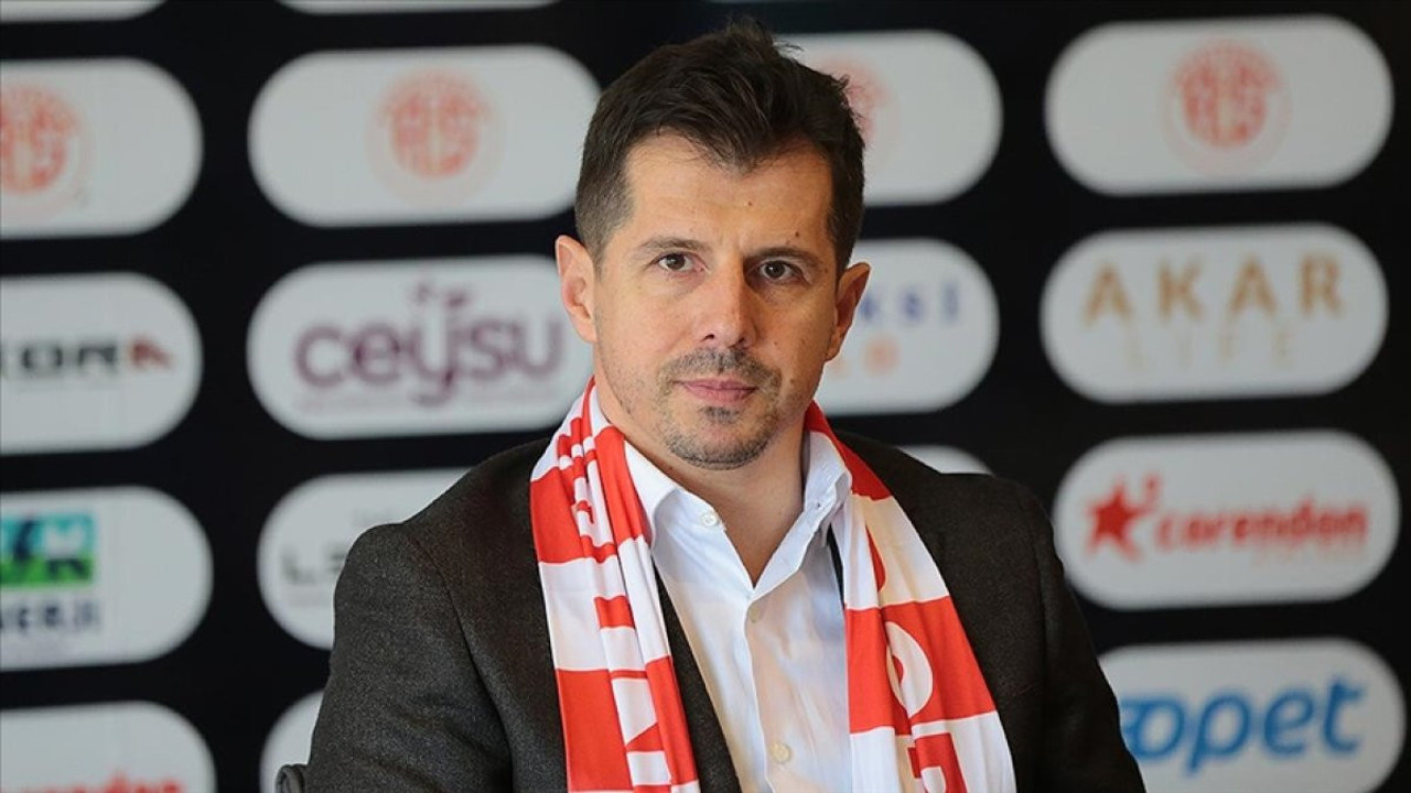 Emre Belözoğlu Fenerbahçe'den transfer yapıyor!