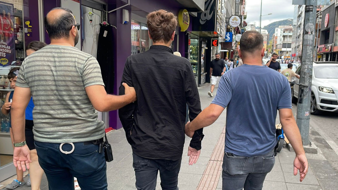 Cezaevi firarisi, caddede gezerken yakalandı!