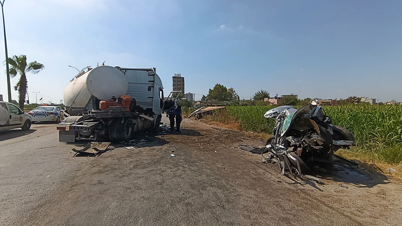 Adana’da tanker sürücü dehşeti yaşattı! Karı-koca yaralandı: Kamyon devrildi