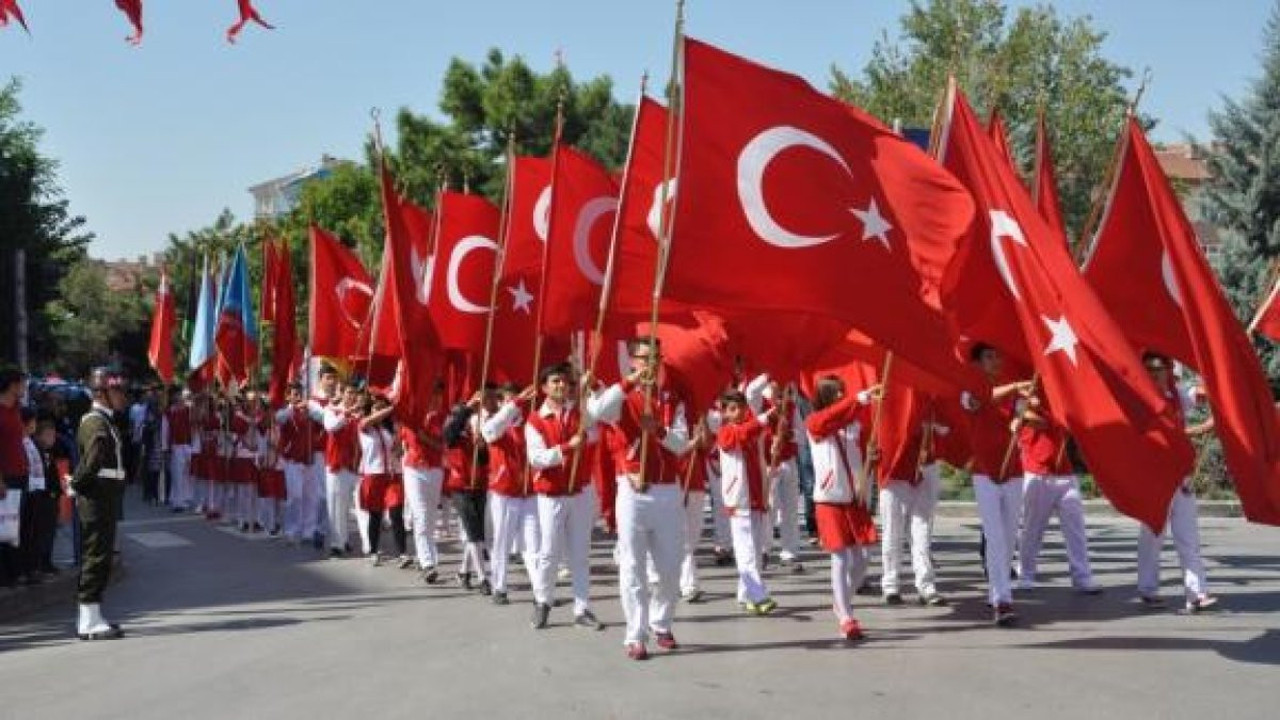 Karaman’da 30 Ağustos Zafer Bayramı büyük bir coşkuyla kutlandı