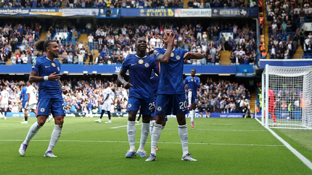 Chelsea'de Palmer yoksa Joao Pedro var