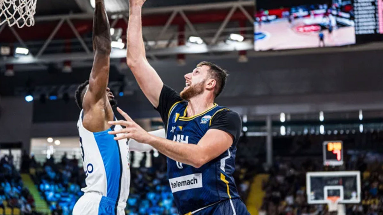 Yunanistan'a ilk darbe Bosna Hersek'ten! Jusuf Nurkic double double yaptı