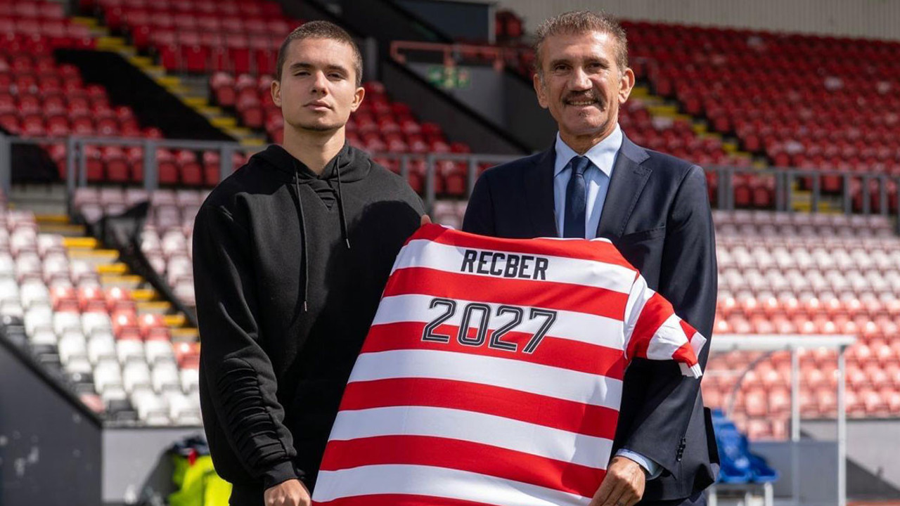 Rüştü Reçber'in oğlu yeni takımına imzayı attı