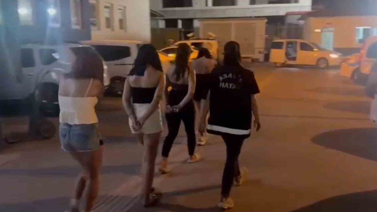 Hatay'da günübirlik evlere şok operasyon! 4’ü kadın 6 kişi yakalandı