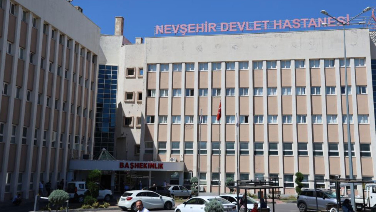 Hastanede korkunç olay: 5 yaşındaki çocuğun ameliyatta dili ve dudağı yandı!