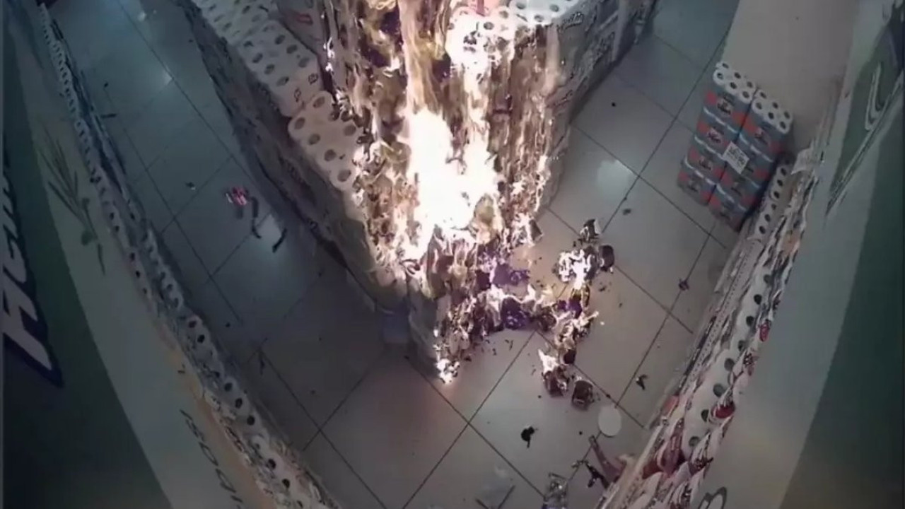 Marketteki kağıt havluları ateşe vermişti! 10 yaşındaki çocuk hakkında yeni karar