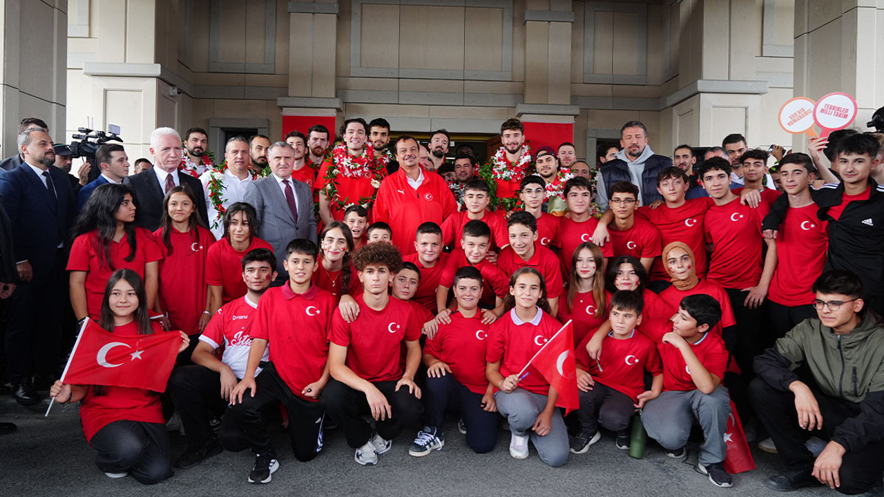 Milli basketbolcu o detaya dikkat çekti: 12 Dev Adam neden kaybetti?