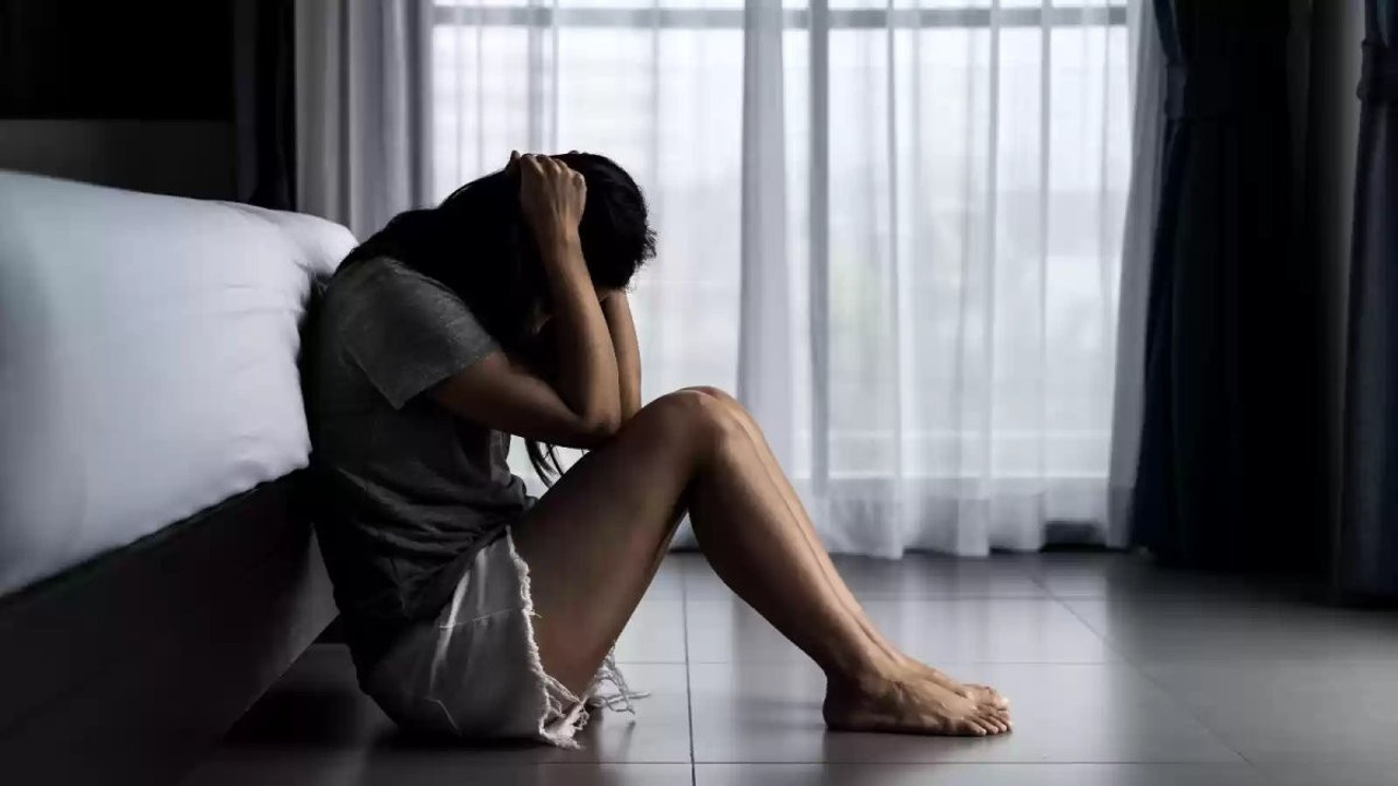 Depresyon tehlikesi kapıda! Bu dönemde zihin tehlikede