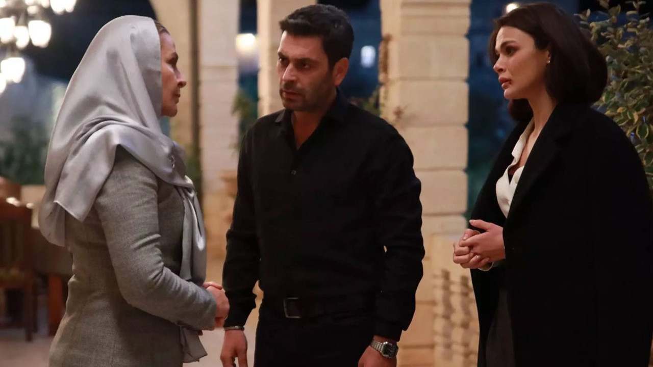 Uzak Şehir'in yıldızı uçaktan atlayıp Filistin kefiyesi açtı