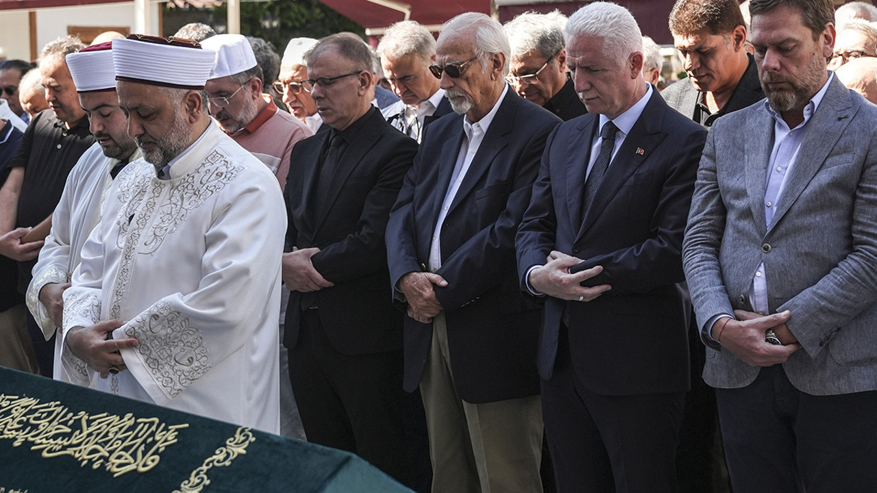 Hırka-i Şerif Camii'nde gözyaşları! 58. kuşak torun son yolculuğuna uğurlandı