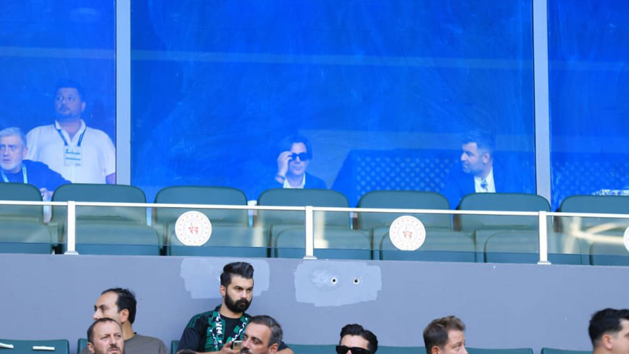 Vincenzo Montella maçı tribünden takip etti