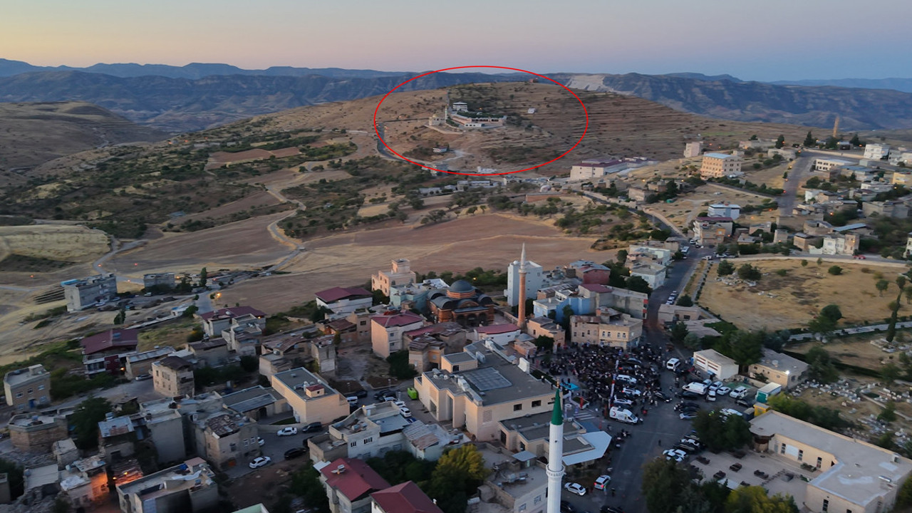 Tillo Camii'nde ölümcül düşüş! Işık mucizesini izliyordu