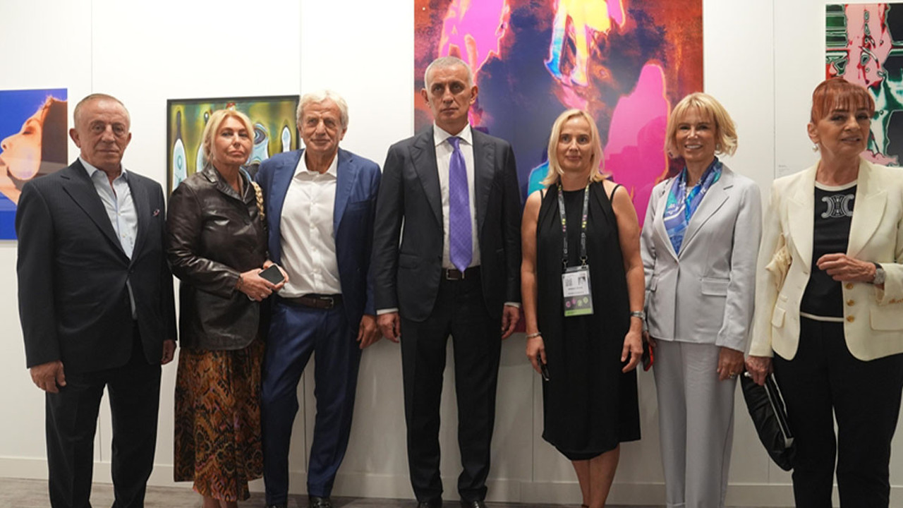 UEFA Başkanı'nın eşi İstanbul'da sergi açtı