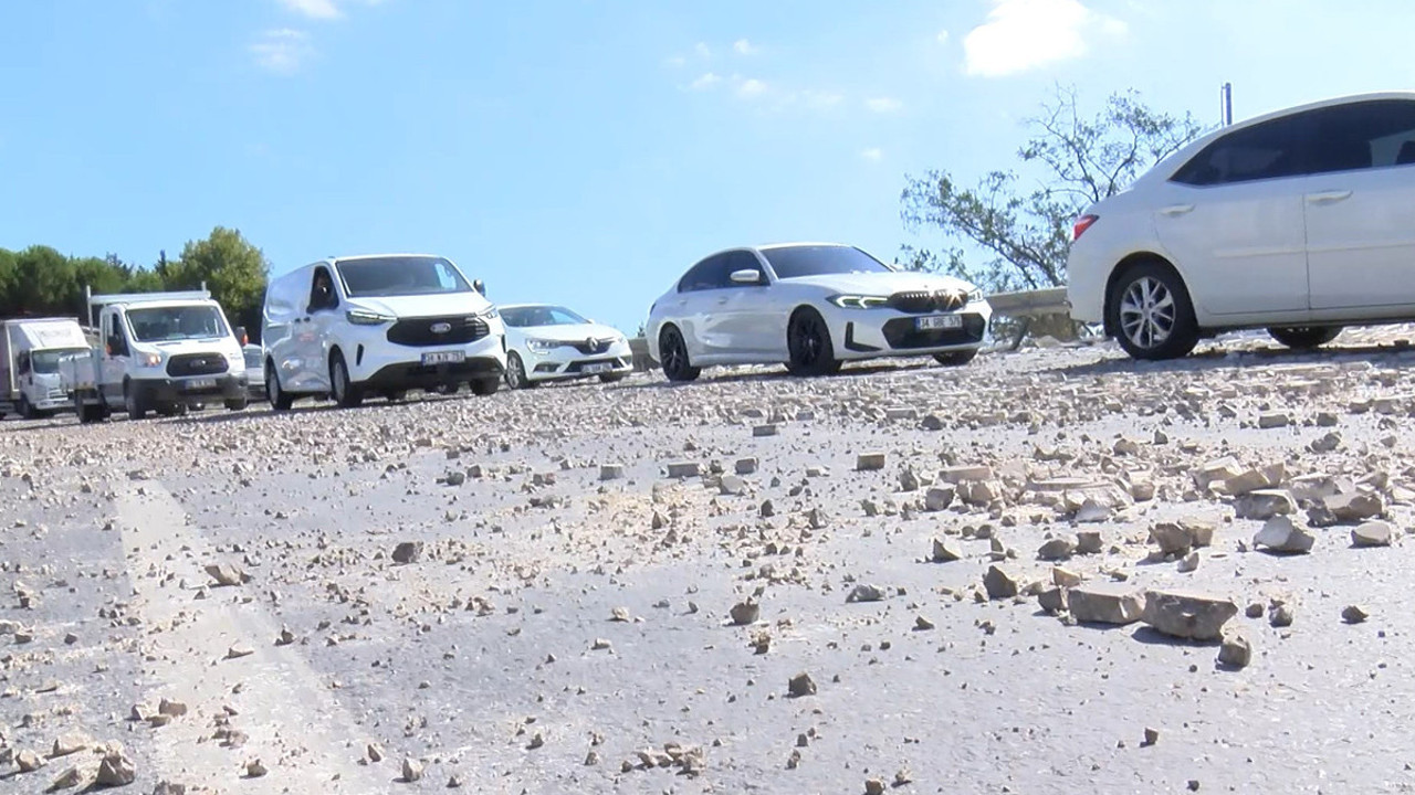 TEM yan yolu mermer kapladı! İstanbul trafiği felç oldu