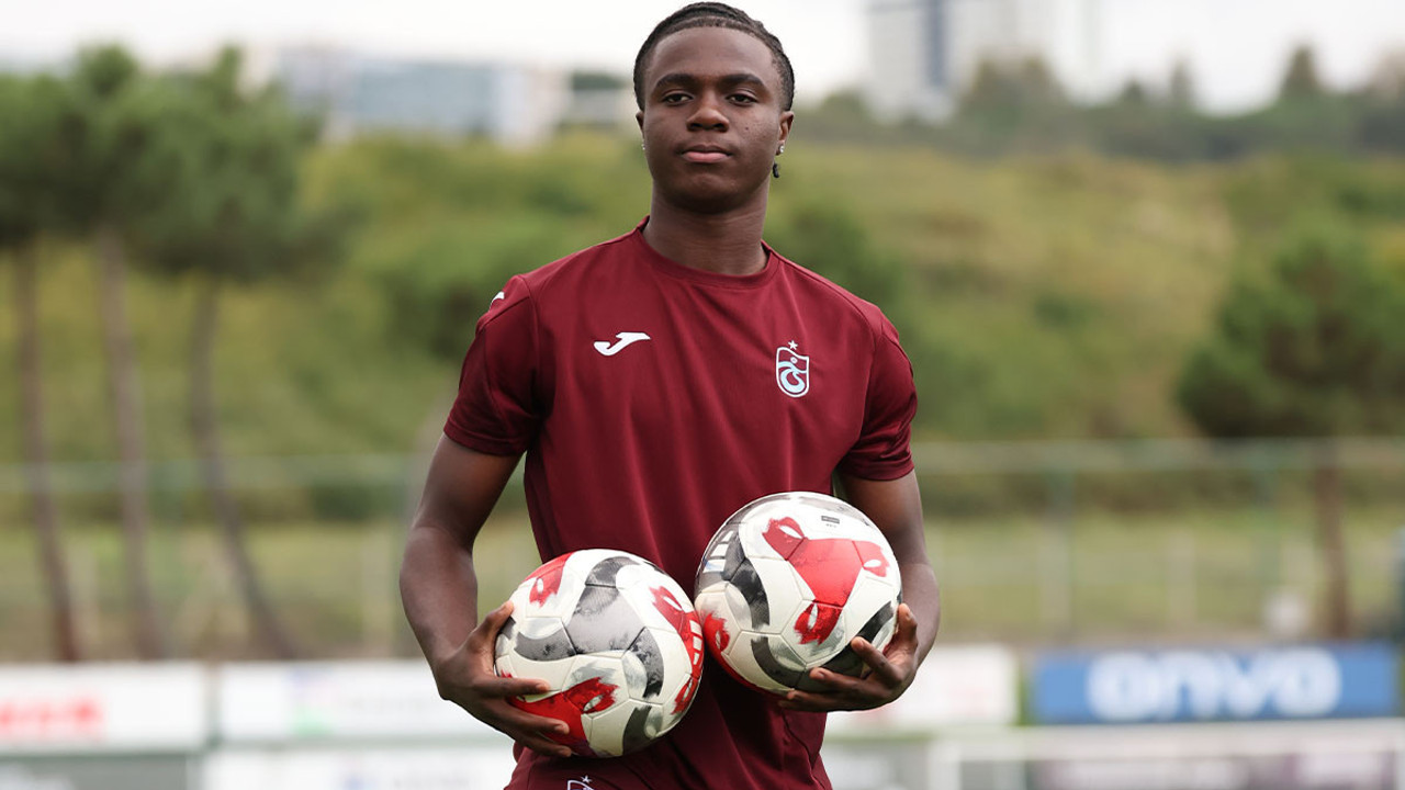 Trabzonspor’un genç yıldızı Oulai’den kırmızı kart sorusuna şaşırtan yanıt!