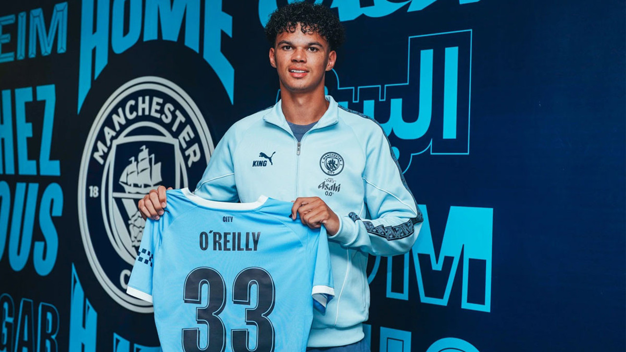 Manchester City genç yıldızını kadroda tuttu