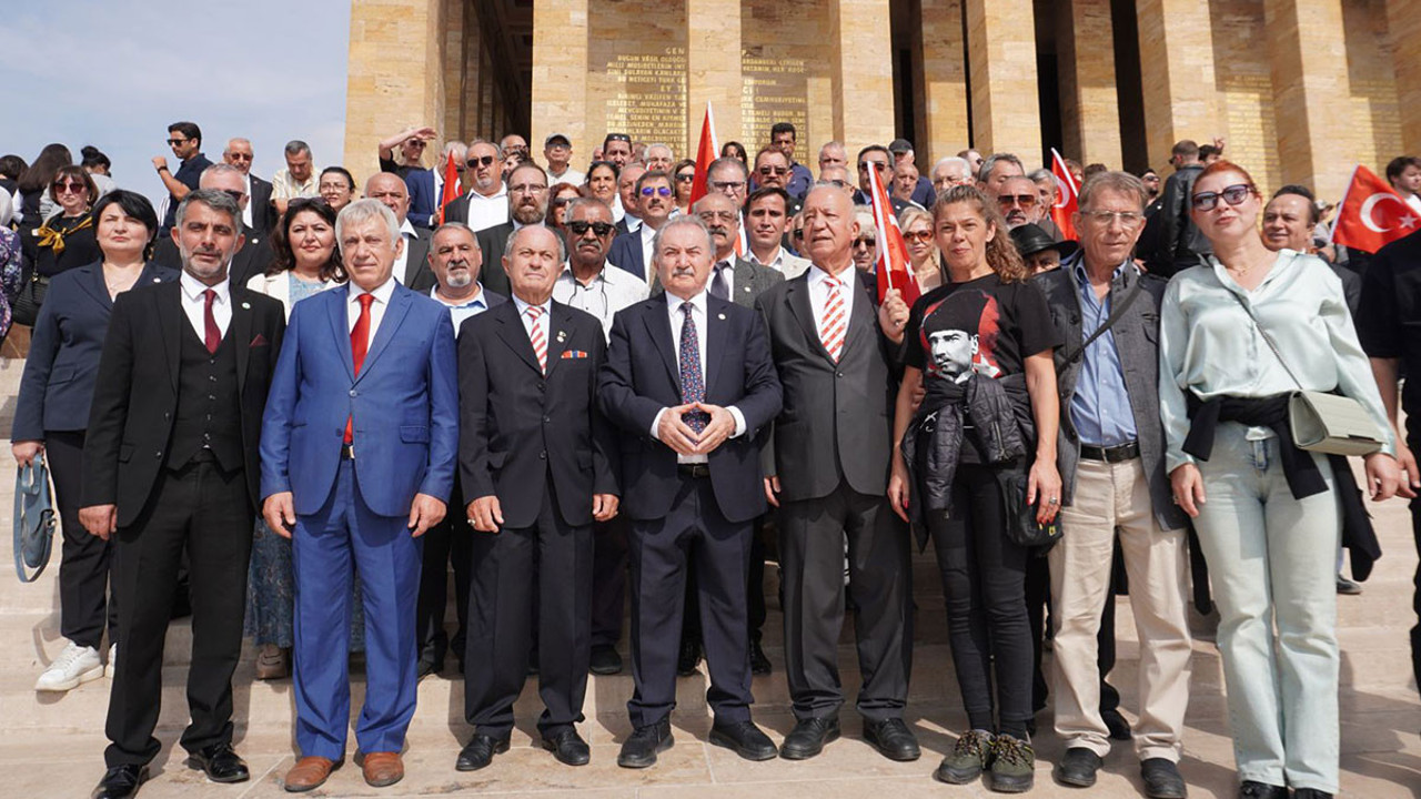 17 siyasi parti ‘Ulus Birliği’ ittifakını kurdu! Ata’nın huzuruna çıktı…