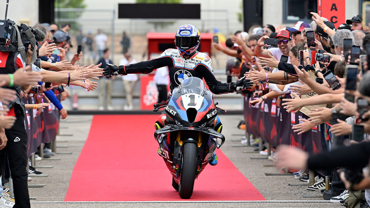 Toprak Razgatlıoğlu rekorunu geliştirme şansını kaçırdı