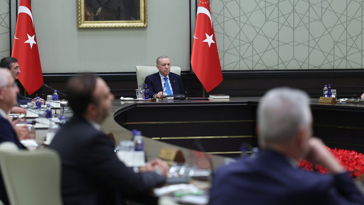 Kabine toplanıyor: Masada neler var?