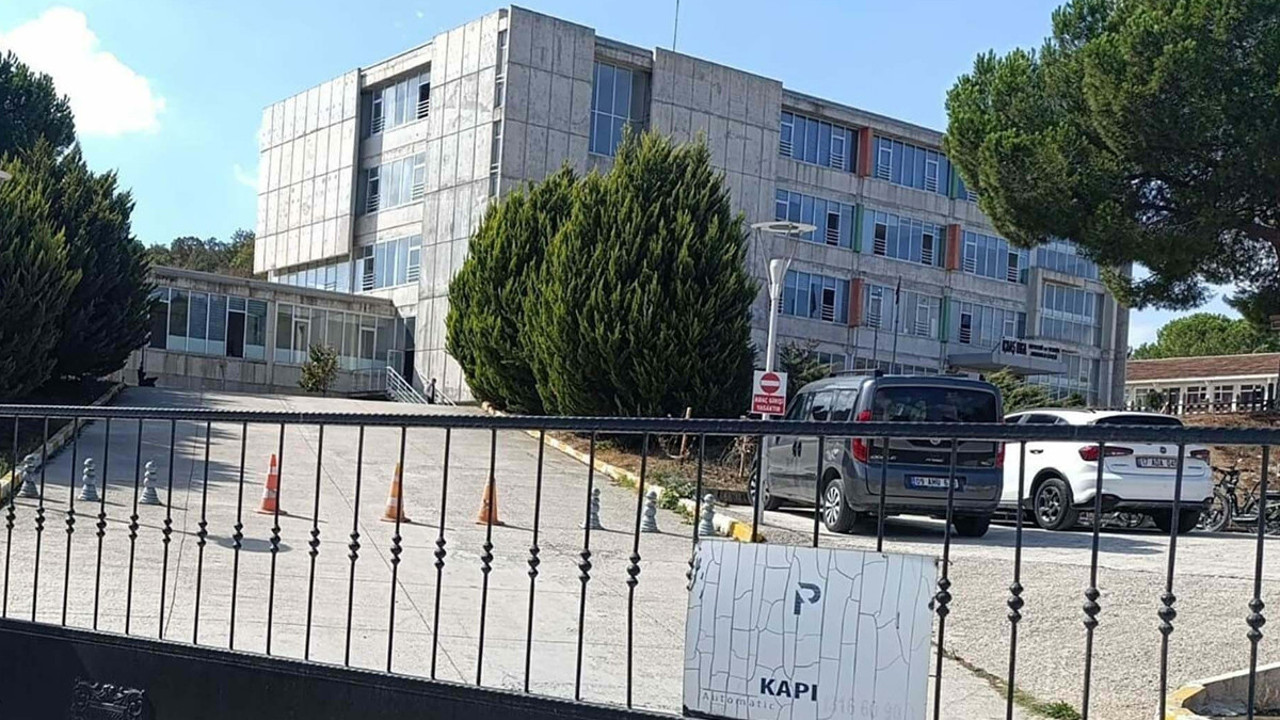 Biga’da okulda şiddet! Müdür ve yardımcıları açığa alındı