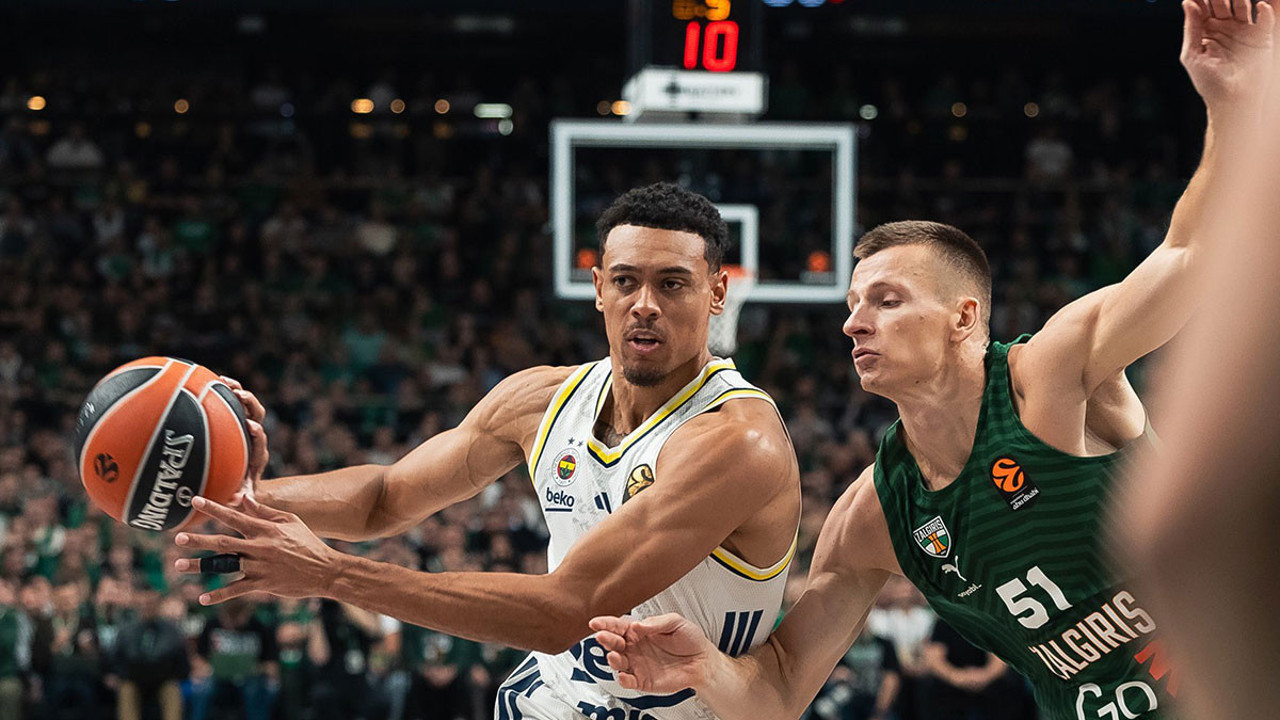 Eski dostların kapışmasında kaybeden Fenerbahçe! Baldwin'e yazık oldu
