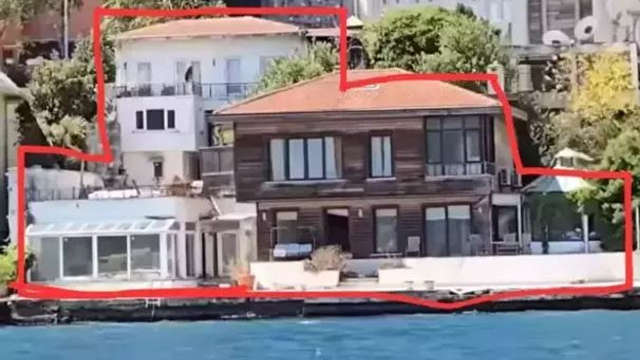Ünlü gazeteci Boğaz'daki lüks yalısını satıyor. Fiyatı şaşırttı