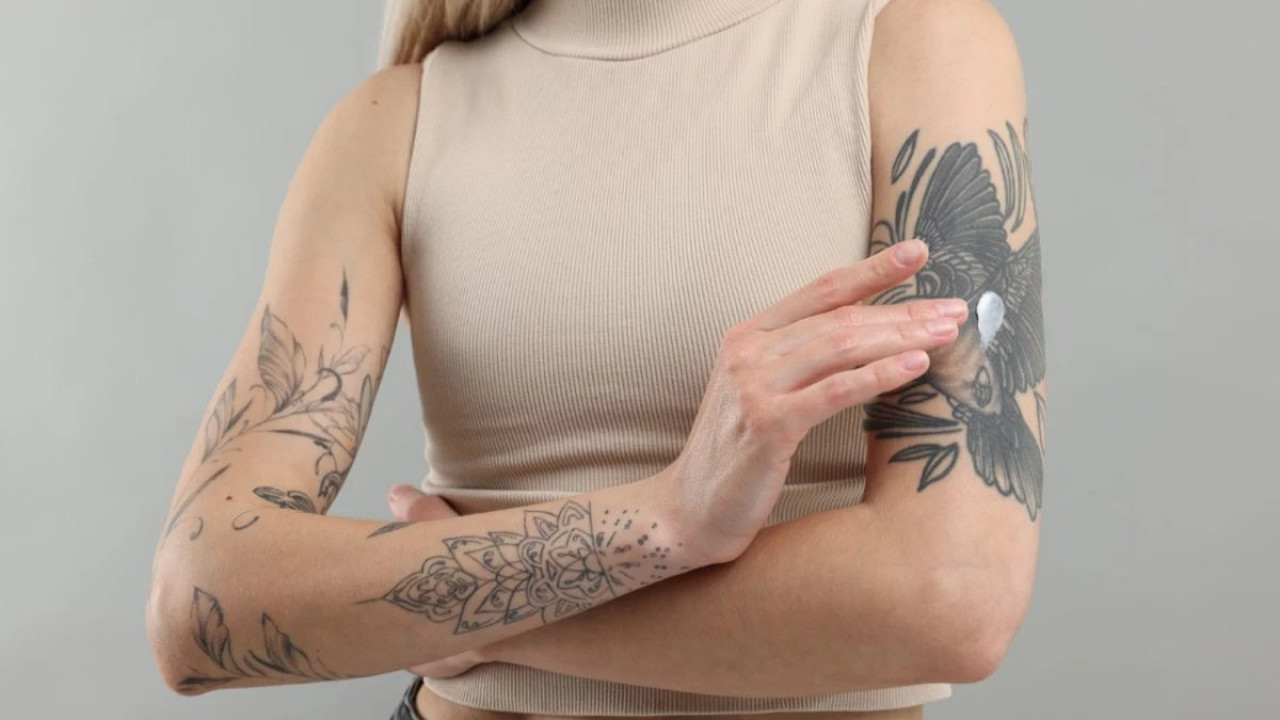 Dövme ve kanser ilişkisiyle ilgili şaşırtan araştırmaları uzmanlar anlattı