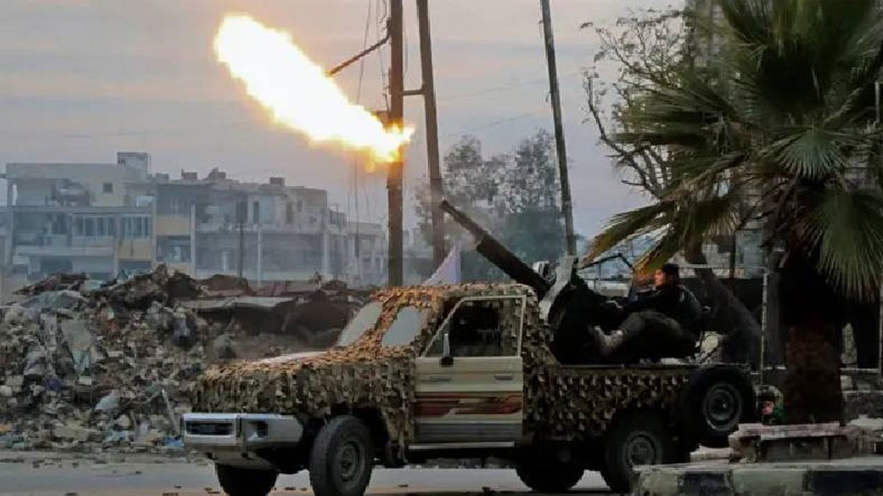 Suriye Savunma Bakanı, terör elebaşı ile görüştü: Anlaşmayı duyurdu