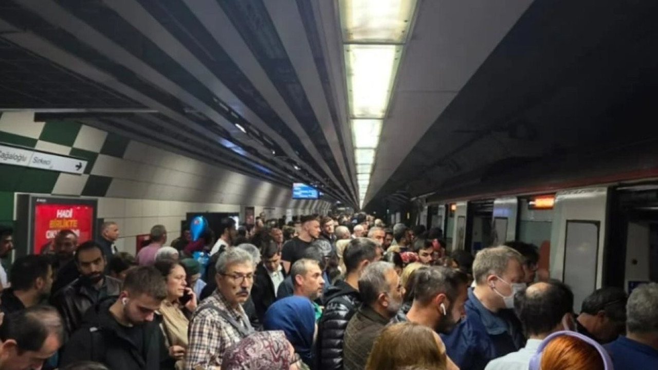 Marmaray'ın Sirkeci istasyonunda arıza!