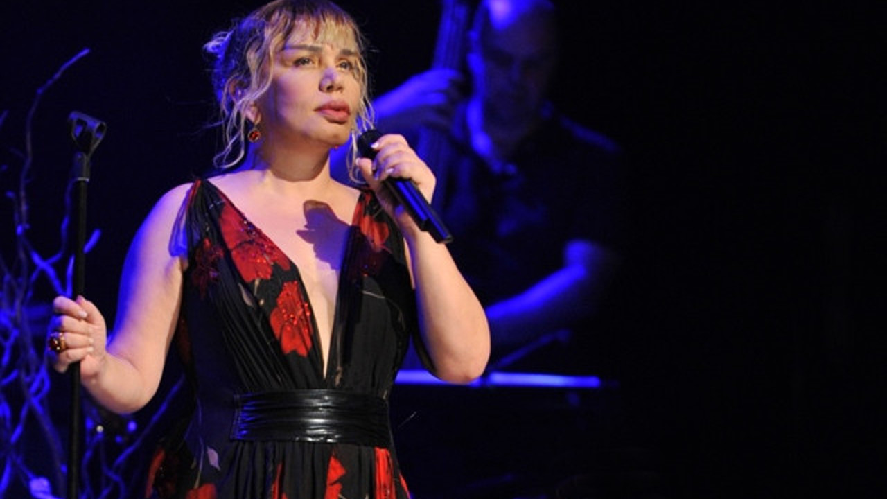 Mahkemeden Sezen Aksu kararı