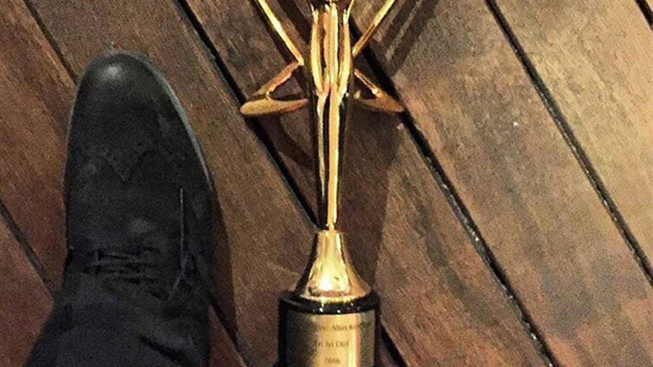 Altın Kelebek'i yere kim attı?