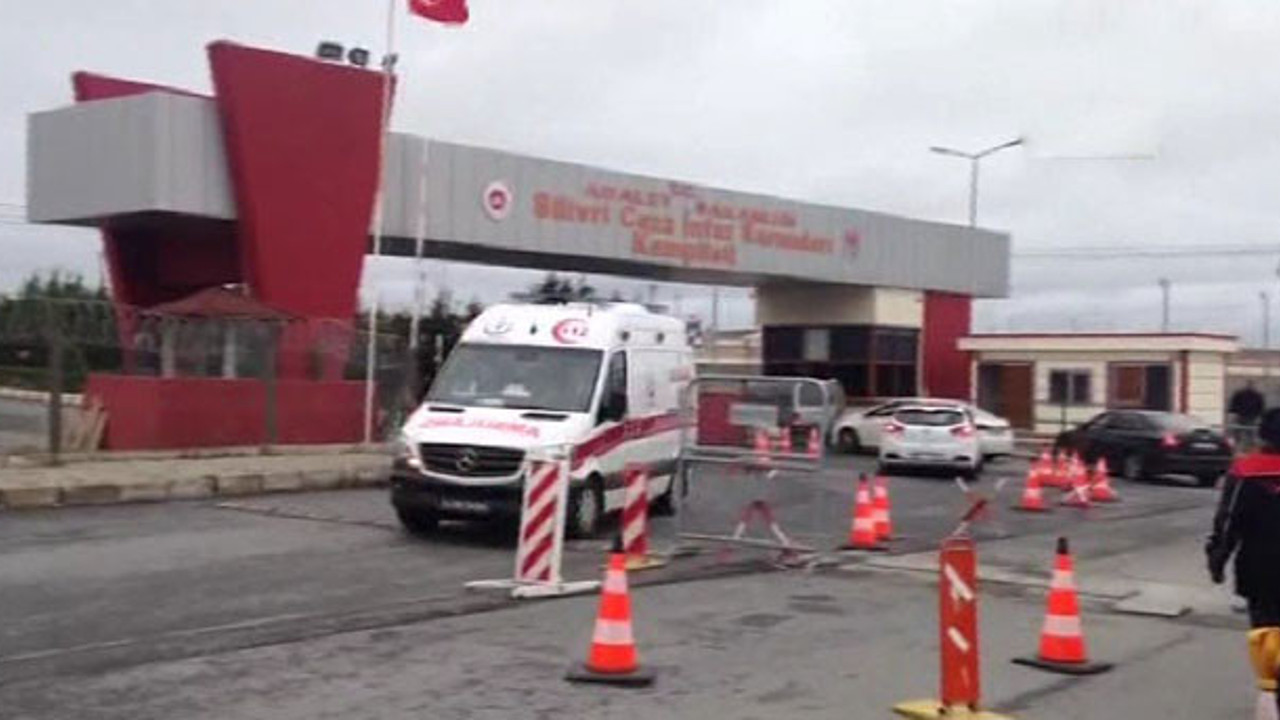 Silivri Cezaevi'nde hükümlü kendini ateşe verdi
