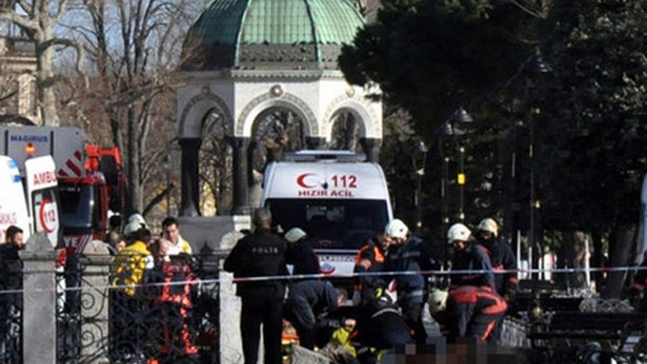 Sultanahmet'teki canlı bomba saldırısında tahliye